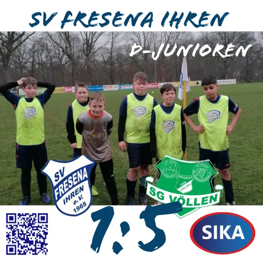 Das Bild zeigt die D-Junioren des SV Fresena Ihren nach einem erfolgreichen Spiel. Fünf junge Spieler stehen auf einem Fußballplatz in Trainingskleidung und grünen Leibchen. Im Hintergrund ist der Rasenplatz mit Bäumen und Vereinsbannern zu sehen.